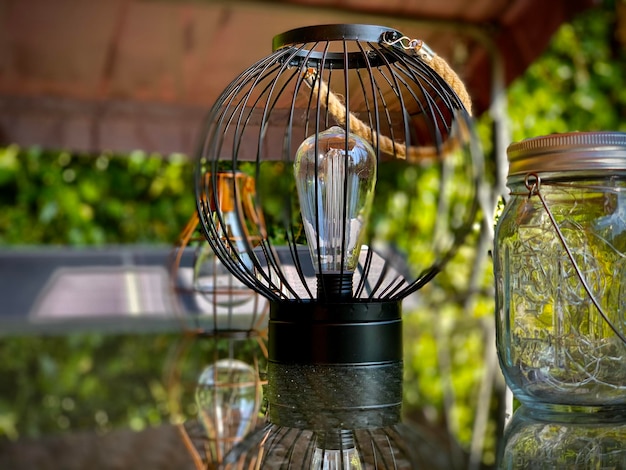 Lampki zewnętrzne ogrodowe dla klimatycznego otoczenia